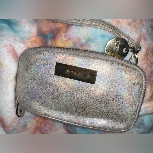 Steve Madden Holographic Zippy Wallet/Clutch Wristlet Strap - Picture 16 of 16